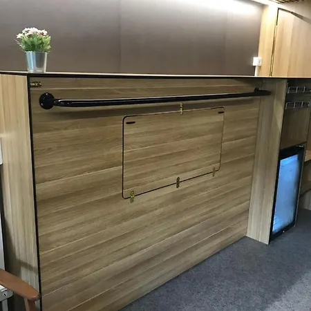 ホテル Kalovig Center