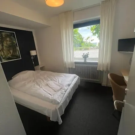 Hotel Kaløvig Center 3*