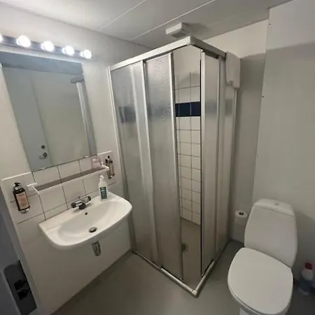 Kalovig Center 3* Рённе