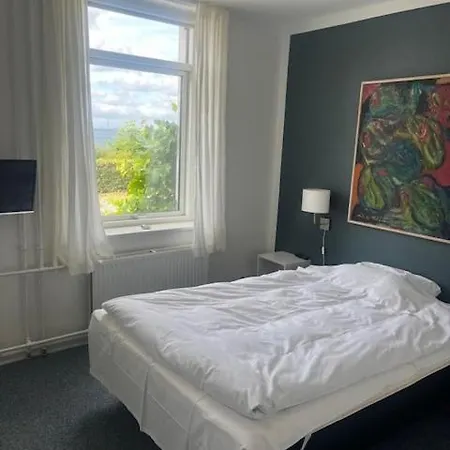 ホテル Kalovig Center