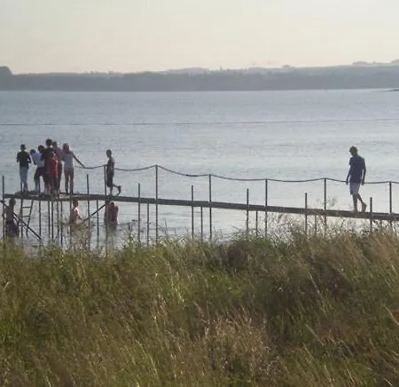 Kalovig Center ホテル