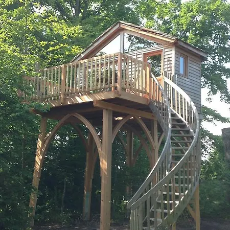 ホテル Kalovig Center