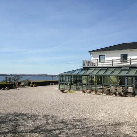 Kaløvig Center 3*